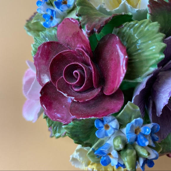 Kitschy Porcelain Floral Bouquet - Picture 2 of 8